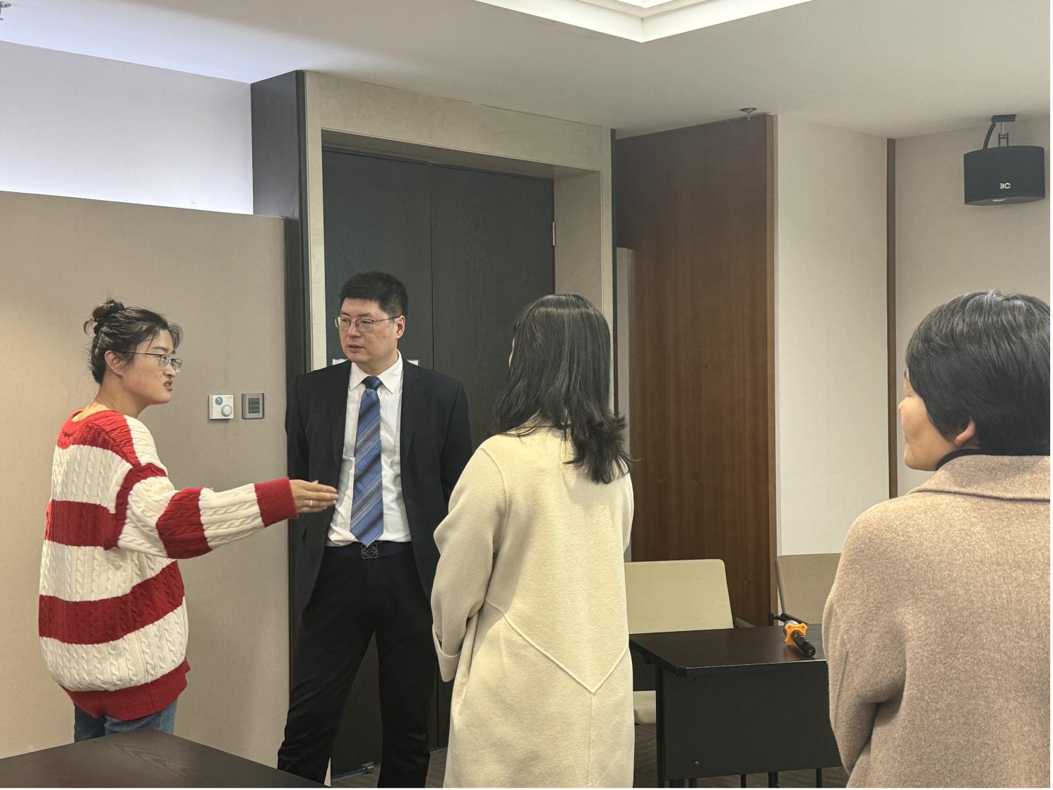 道可特律师受中新天津生态城商务局做新《公司法》背景下企业应对方案主题讲座