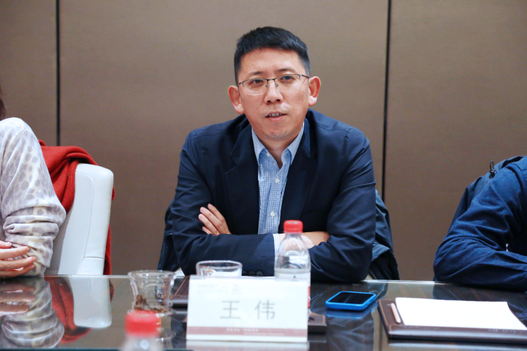 上海市闵行区司法局党委委员、副局长 王伟