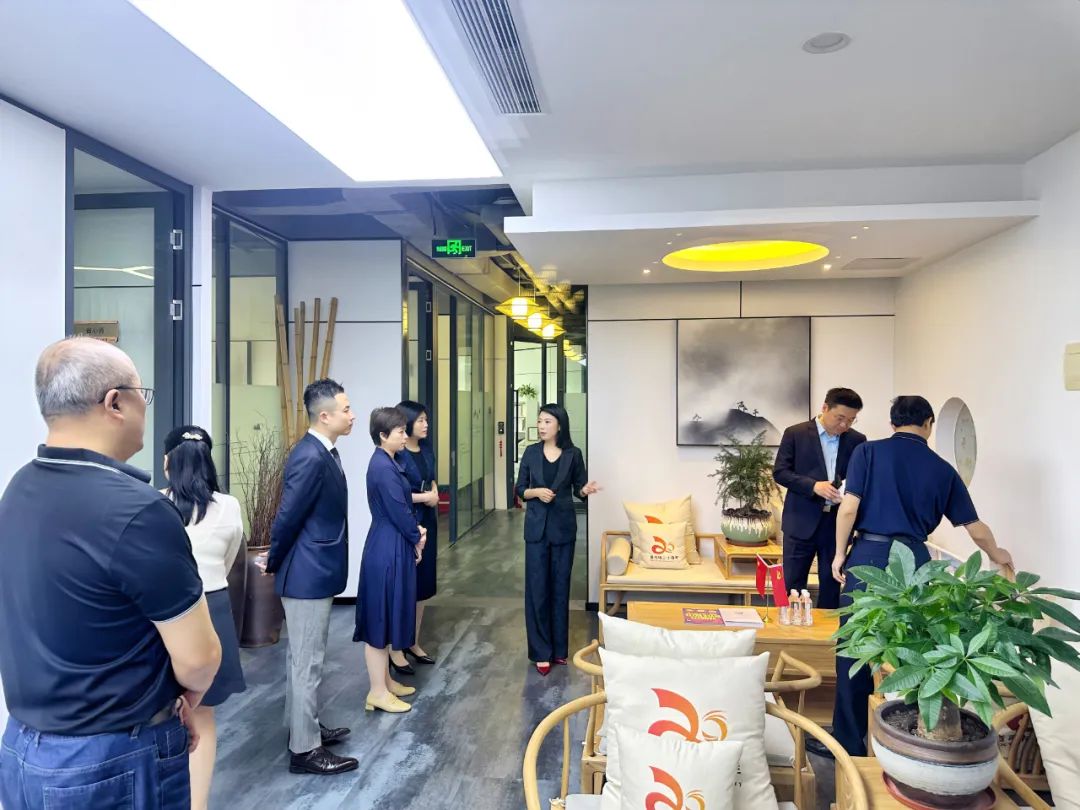 南京市秦淮区司法局、深圳市福田区司法局、南京市律协领导一行莅临道可特深圳办公室参观指导