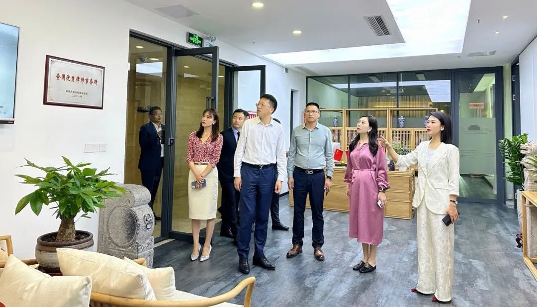 参观道可特深圳办公室