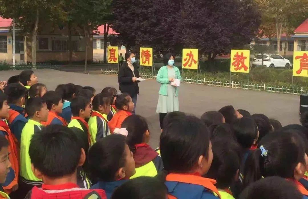道可特济南办公室村居法律顾问团前往新旧动能转换先行区开展校园普法宣传活动