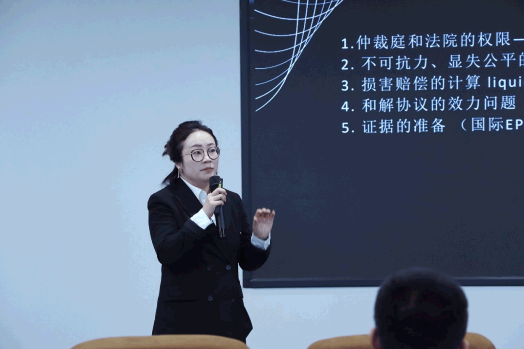 德国哈勒维滕贝格大学法学博士 王源