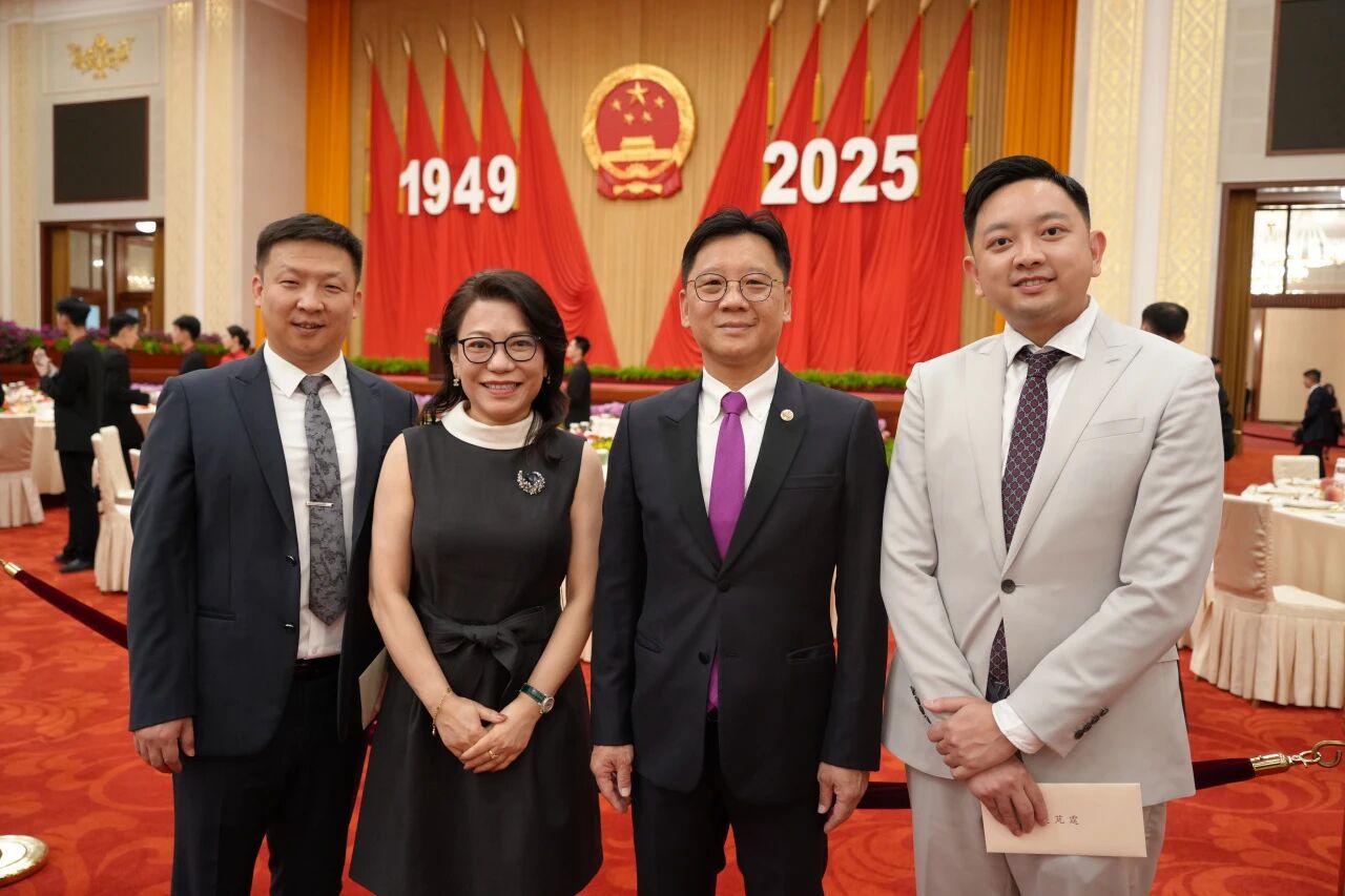 道可特吴芃霆律师受邀出席建国76周年招待会